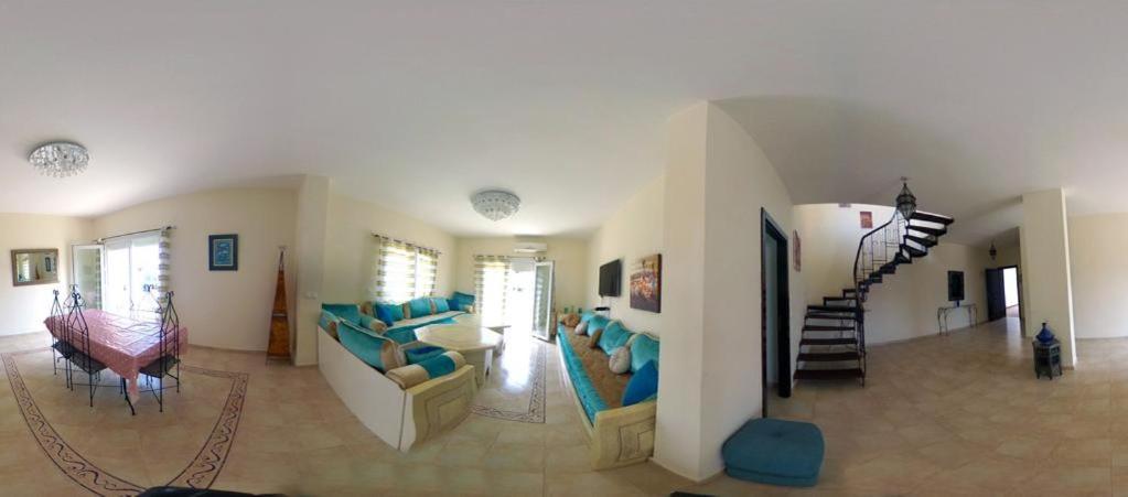Triplex La Marina Saidia Apartment Exterior photo